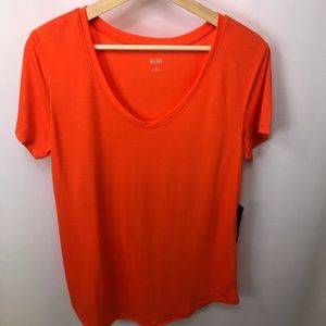 Orange Tee scoop neckline medium NWT a.n.a. Orange short sleeve tee shirt